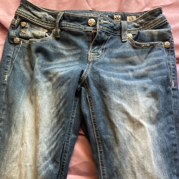 Miss Me Jeans - Picture 2 of 3
